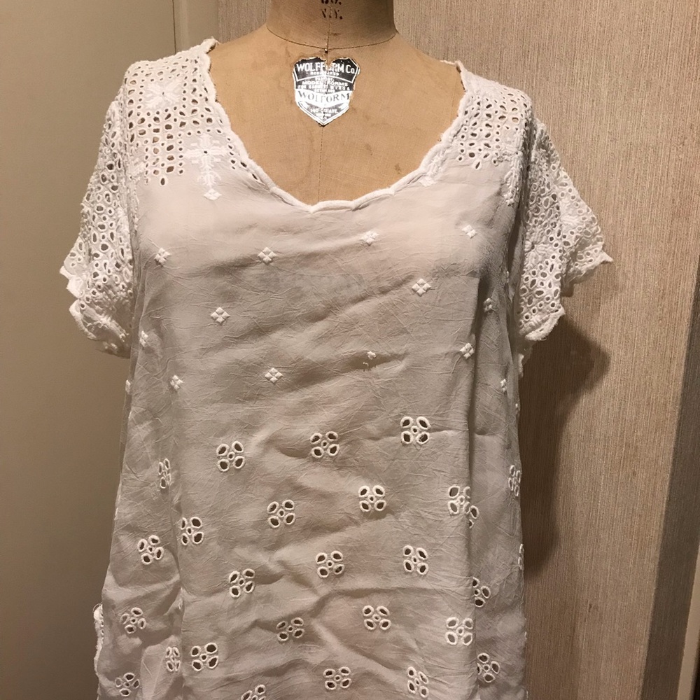 Johnny Was Embroidered Eyelet Nlouse L